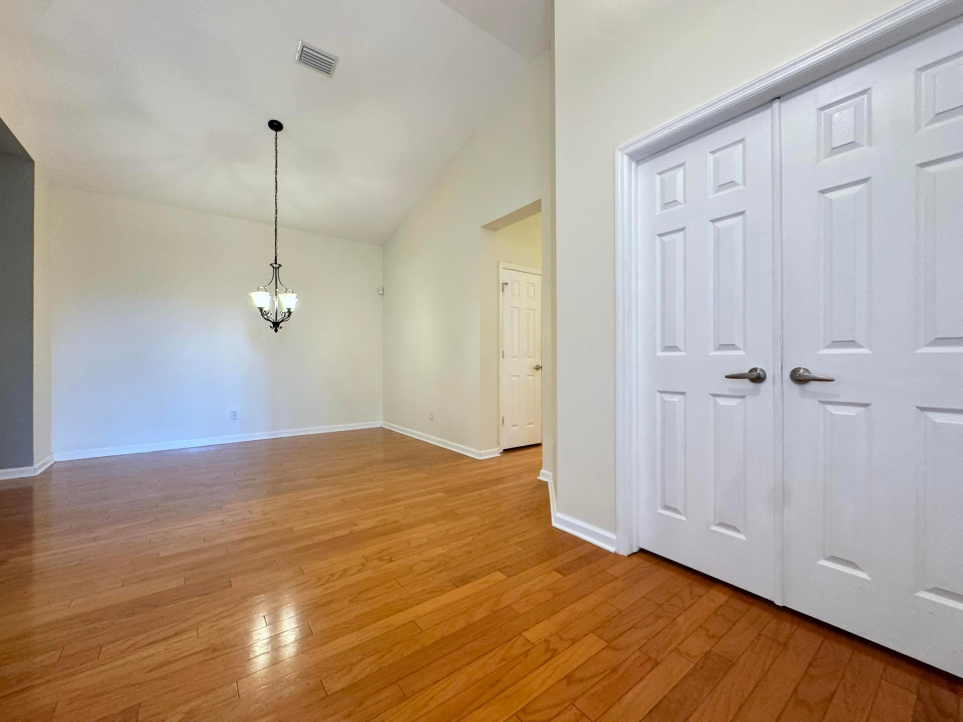 Residence photo 6