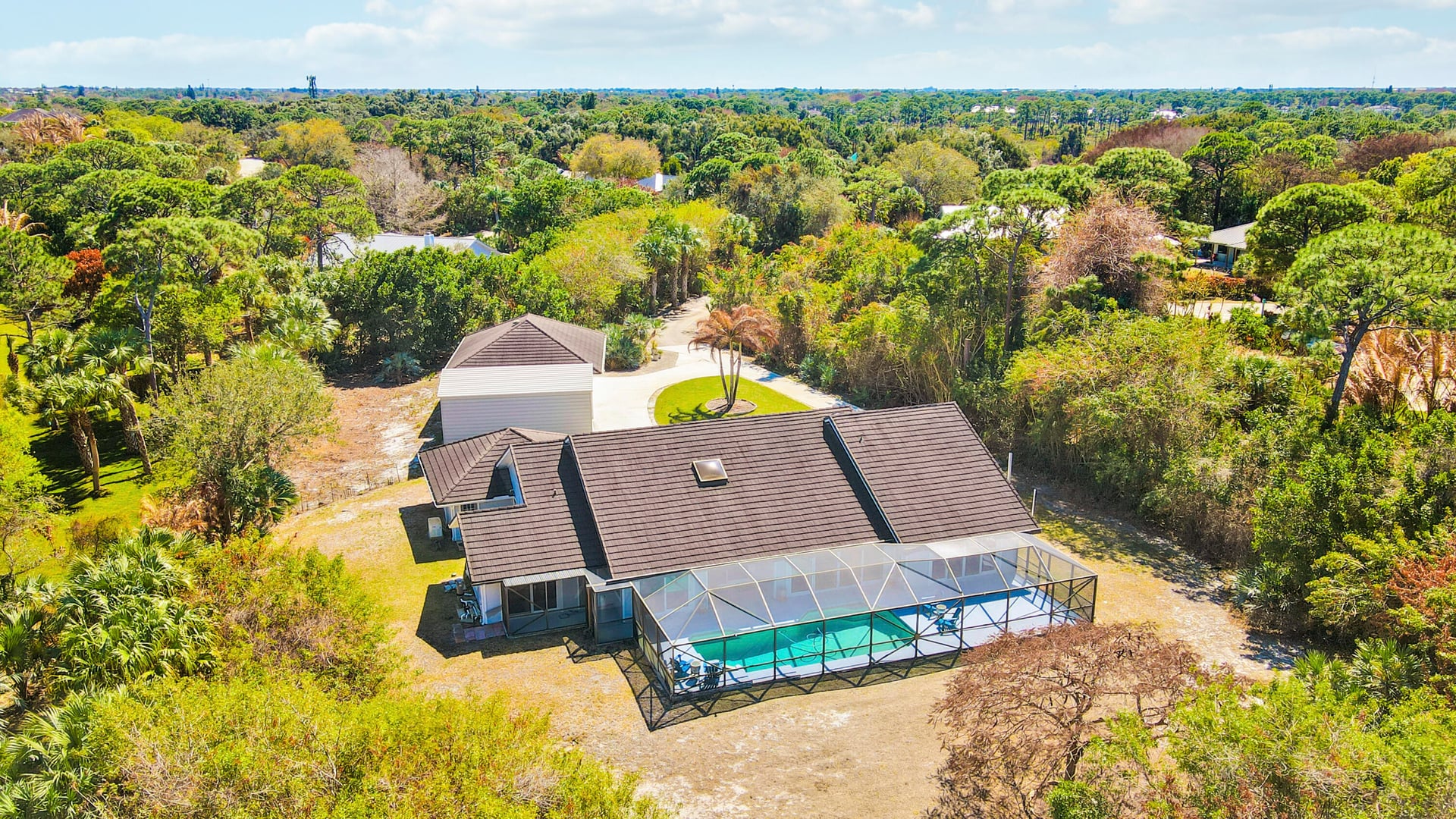 Residence photo 43