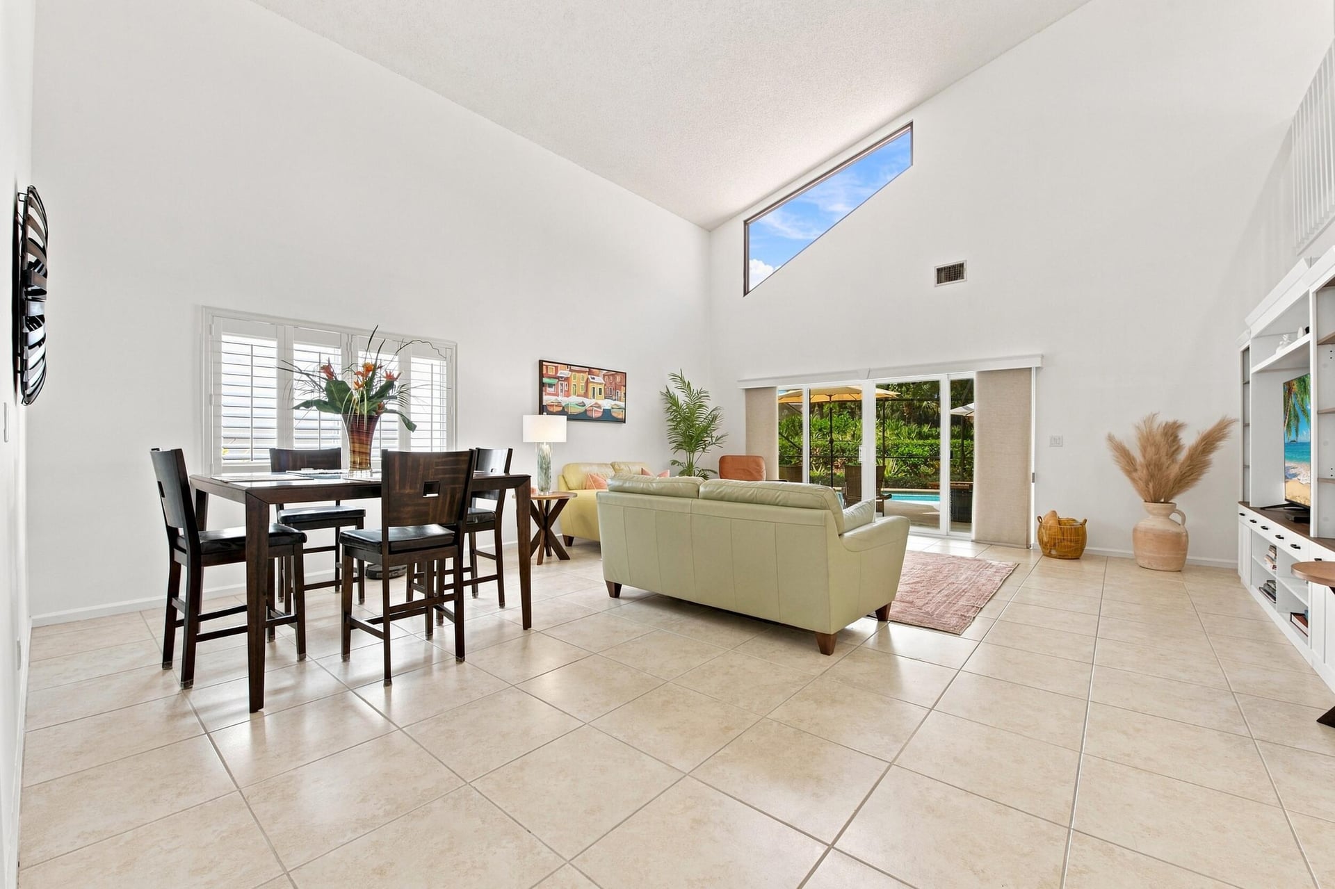 Residence photo 8
