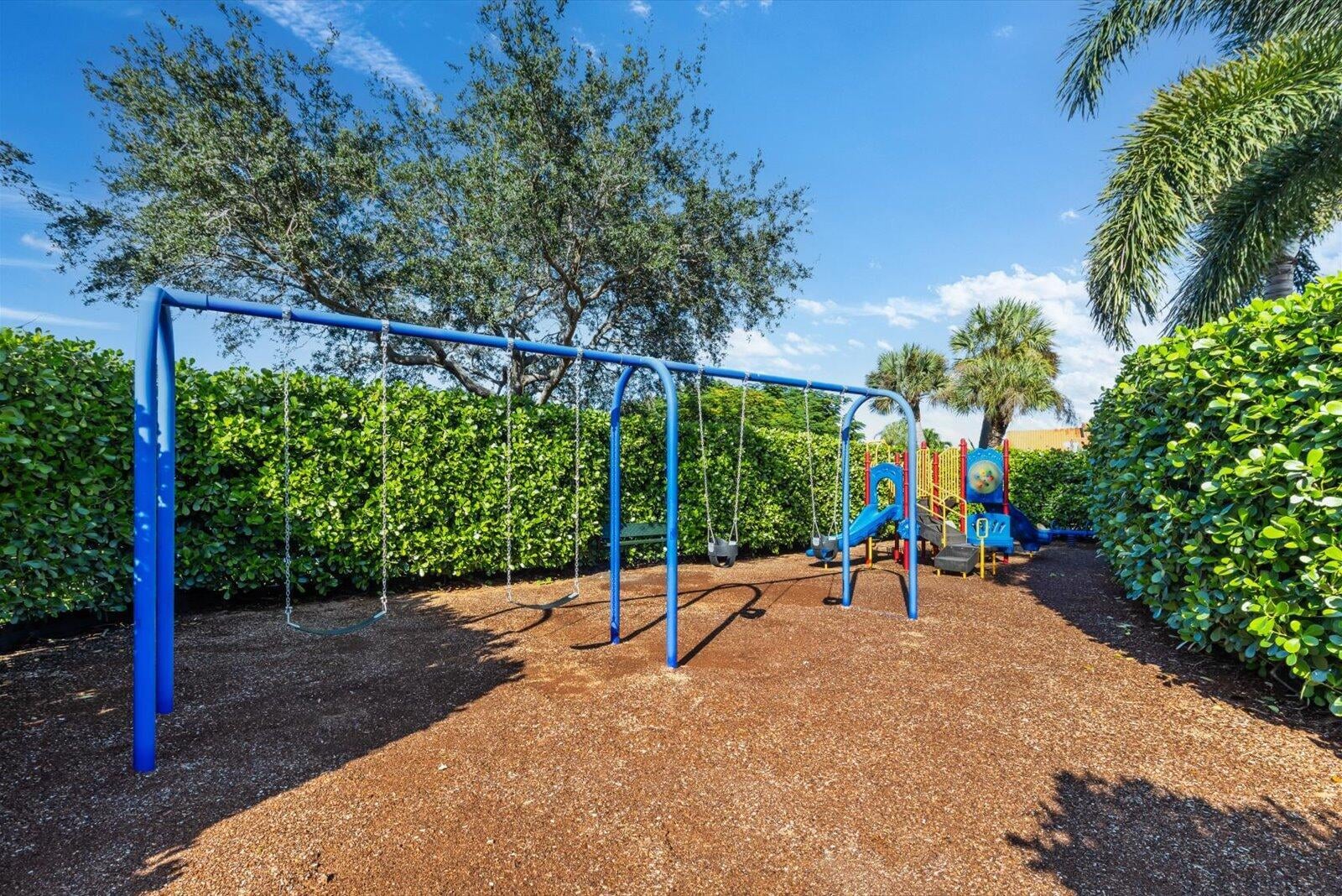 Residence photo 32