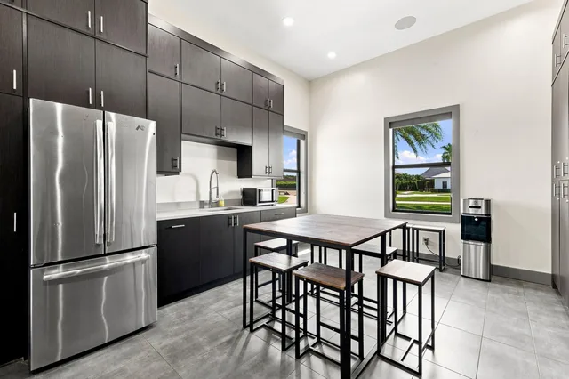 Residence photo 31