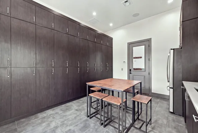 Residence photo 32