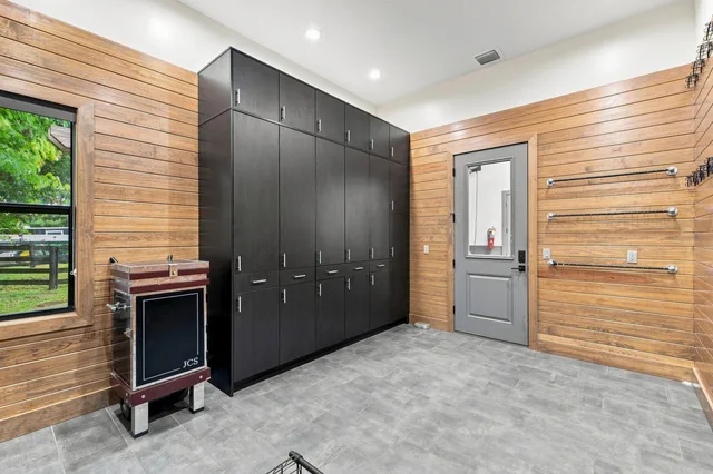 Residence photo 45