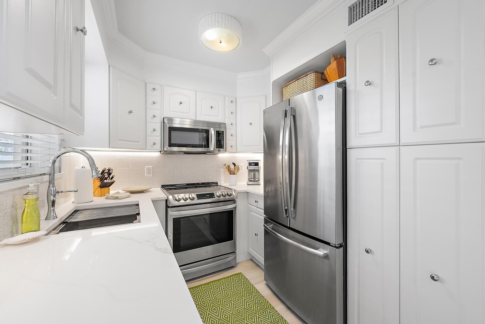 In-Town Palm Beach Unit 303 photo 10