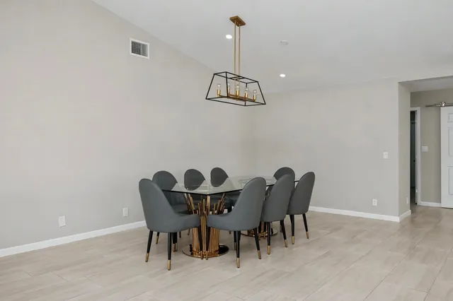 Residence photo 23