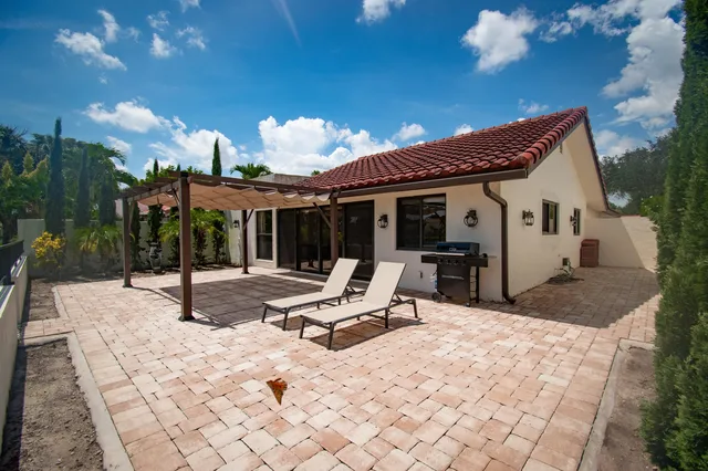 Residence photo 48
