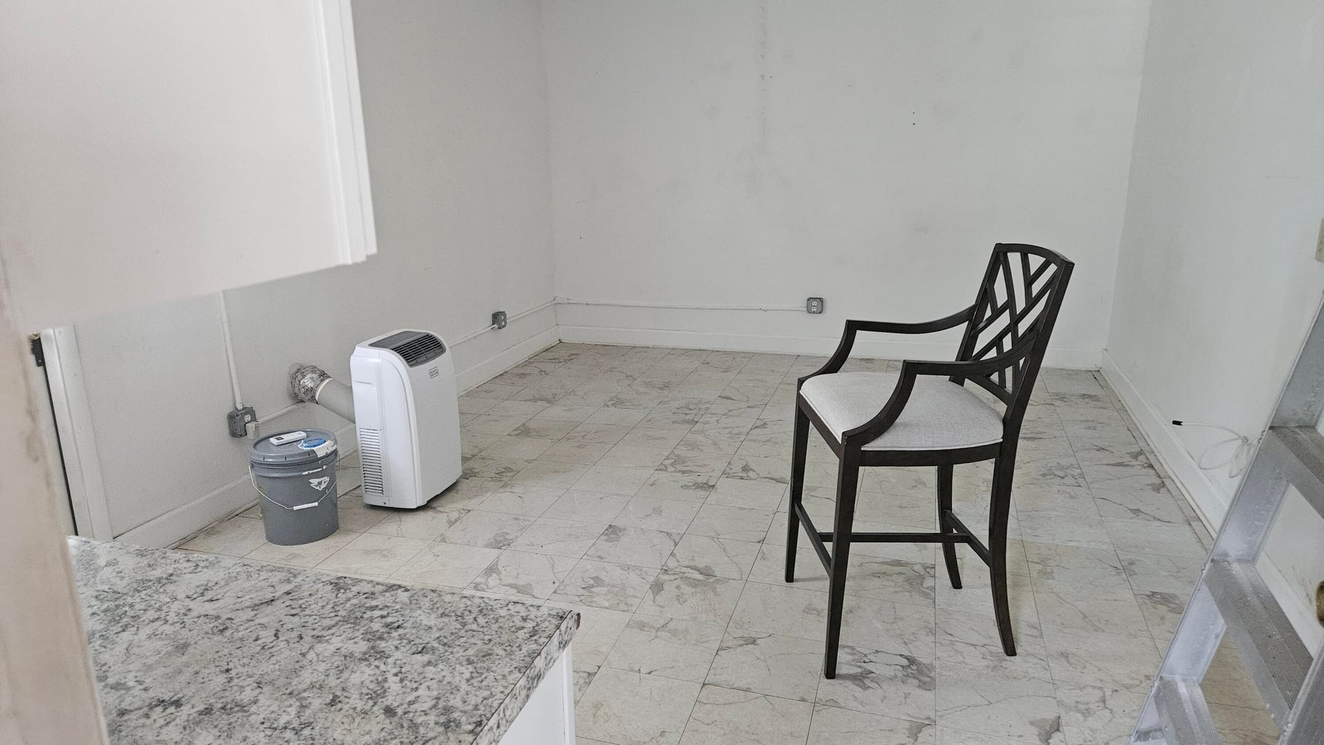 Residence photo 3