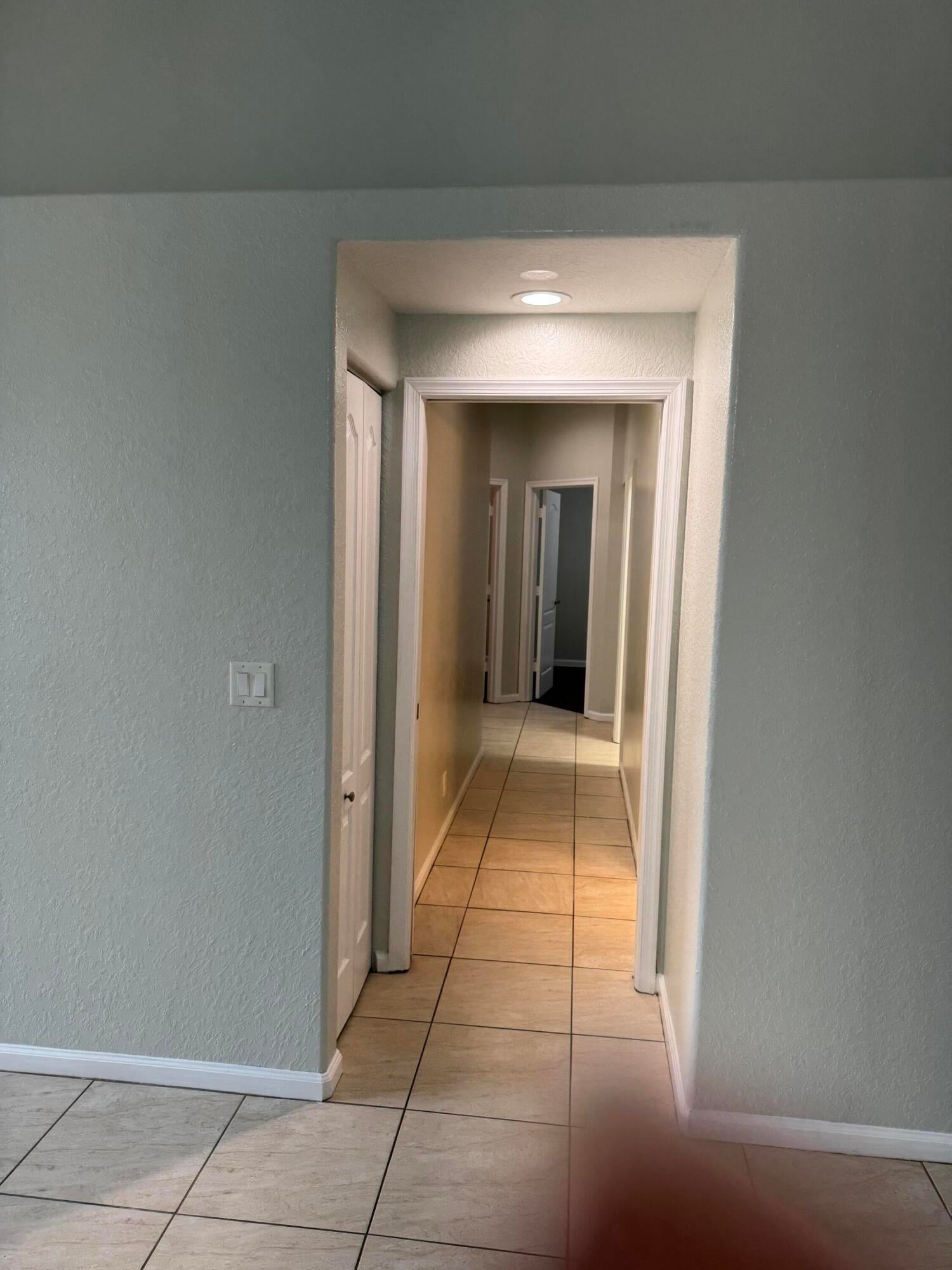 Residence photo 12