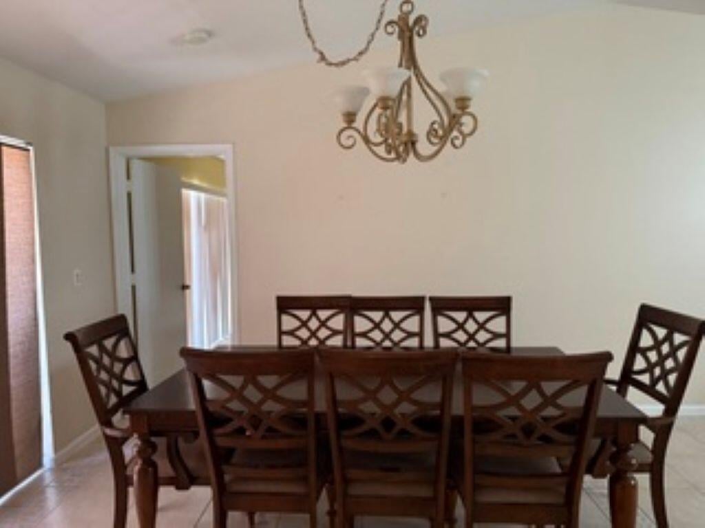 Residence photo 8