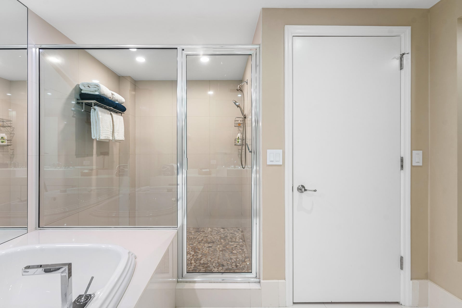 Dolce Vita Singer Island Unit 305 photo 27
