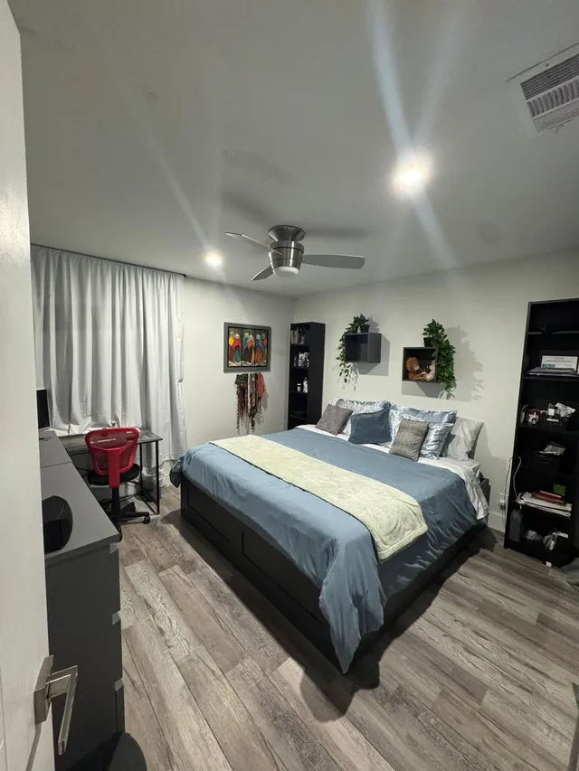 Residence photo 12
