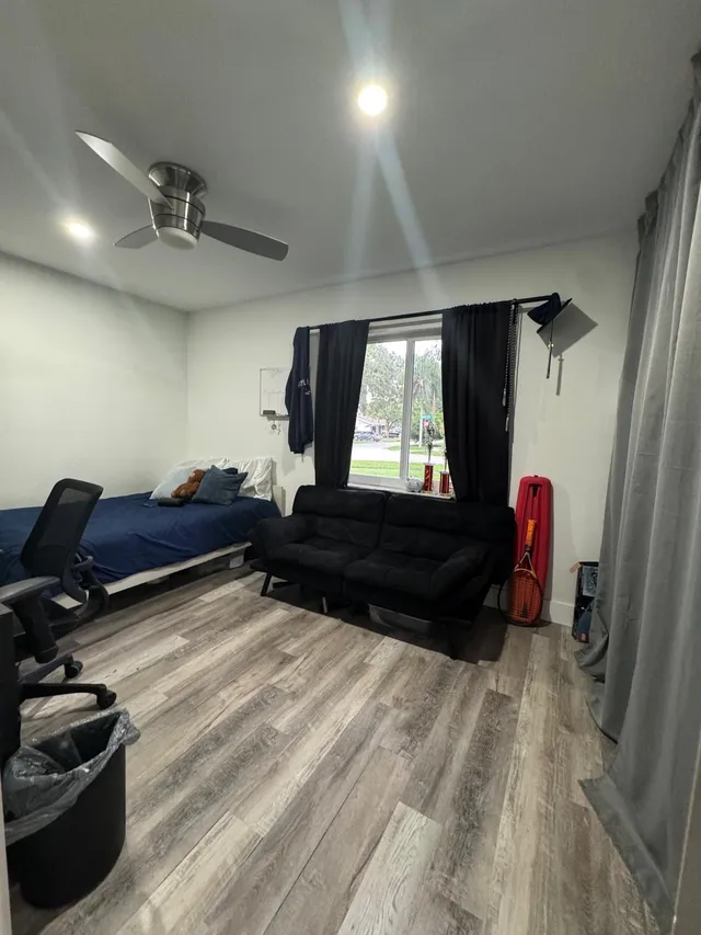 Residence photo 14