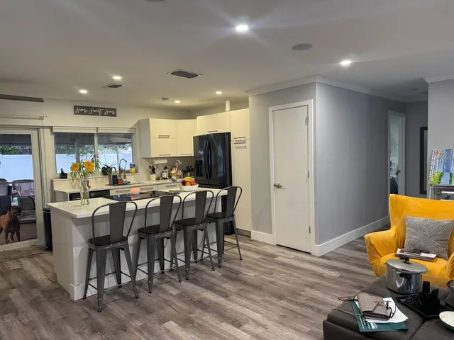 Residence photo 18