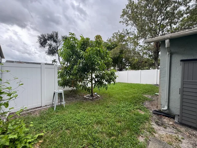 Residence photo 23