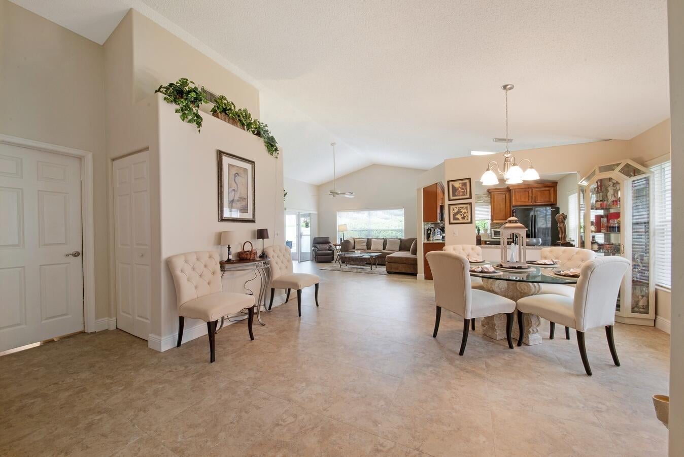 Residence photo 5