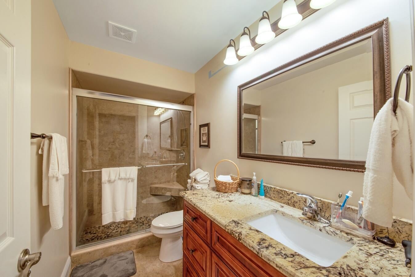 Residence photo 20