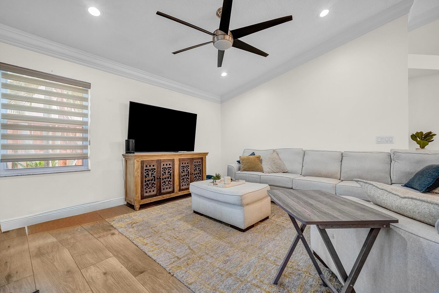 Residence photo 5