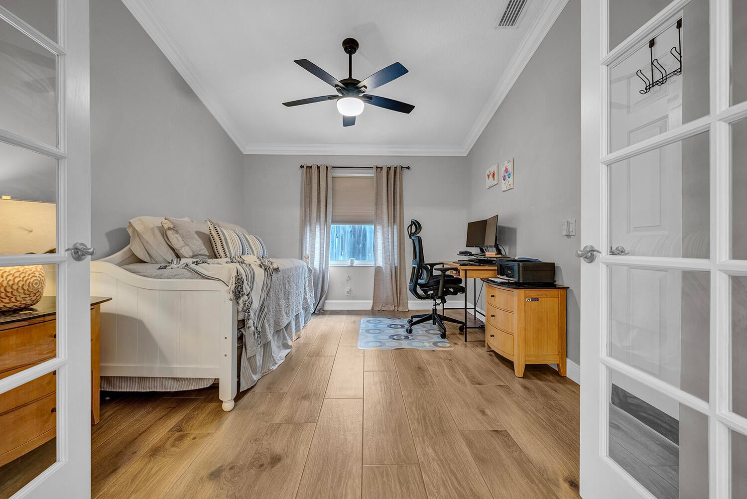 Residence photo 30