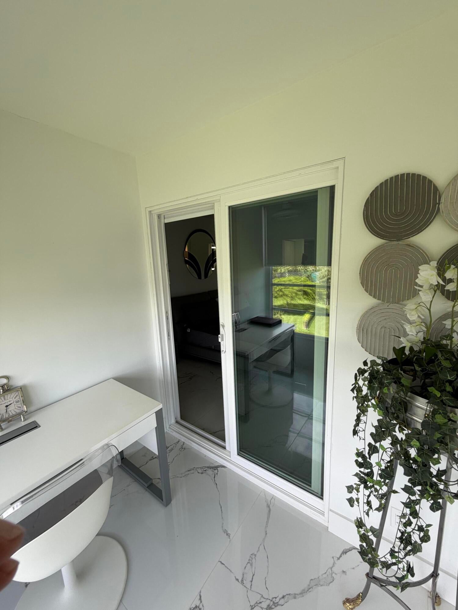  Residence photo 6