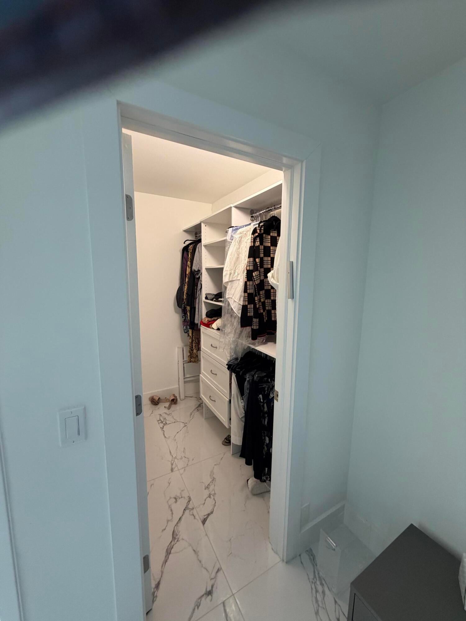  Residence photo 7