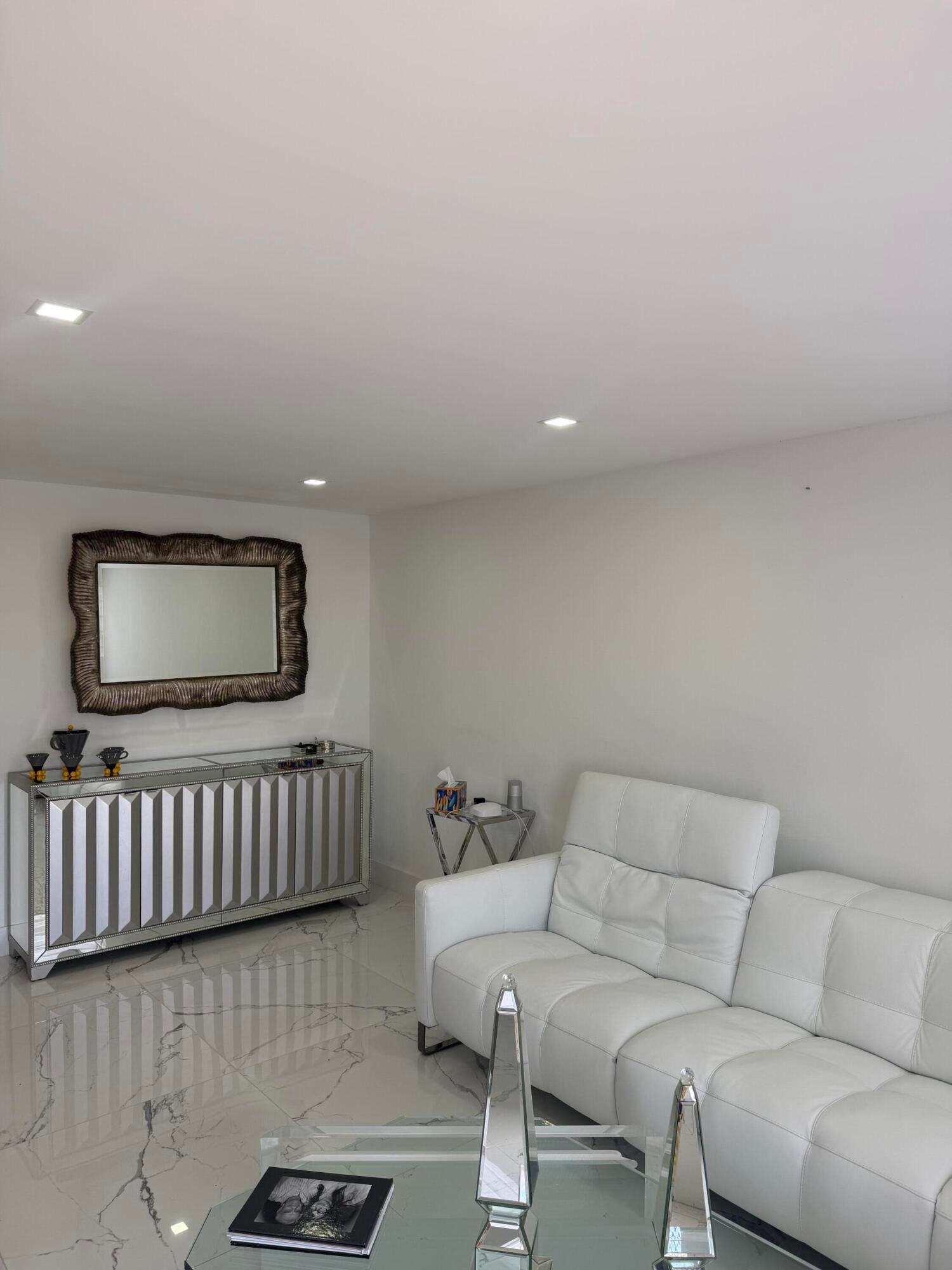  Residence photo 9