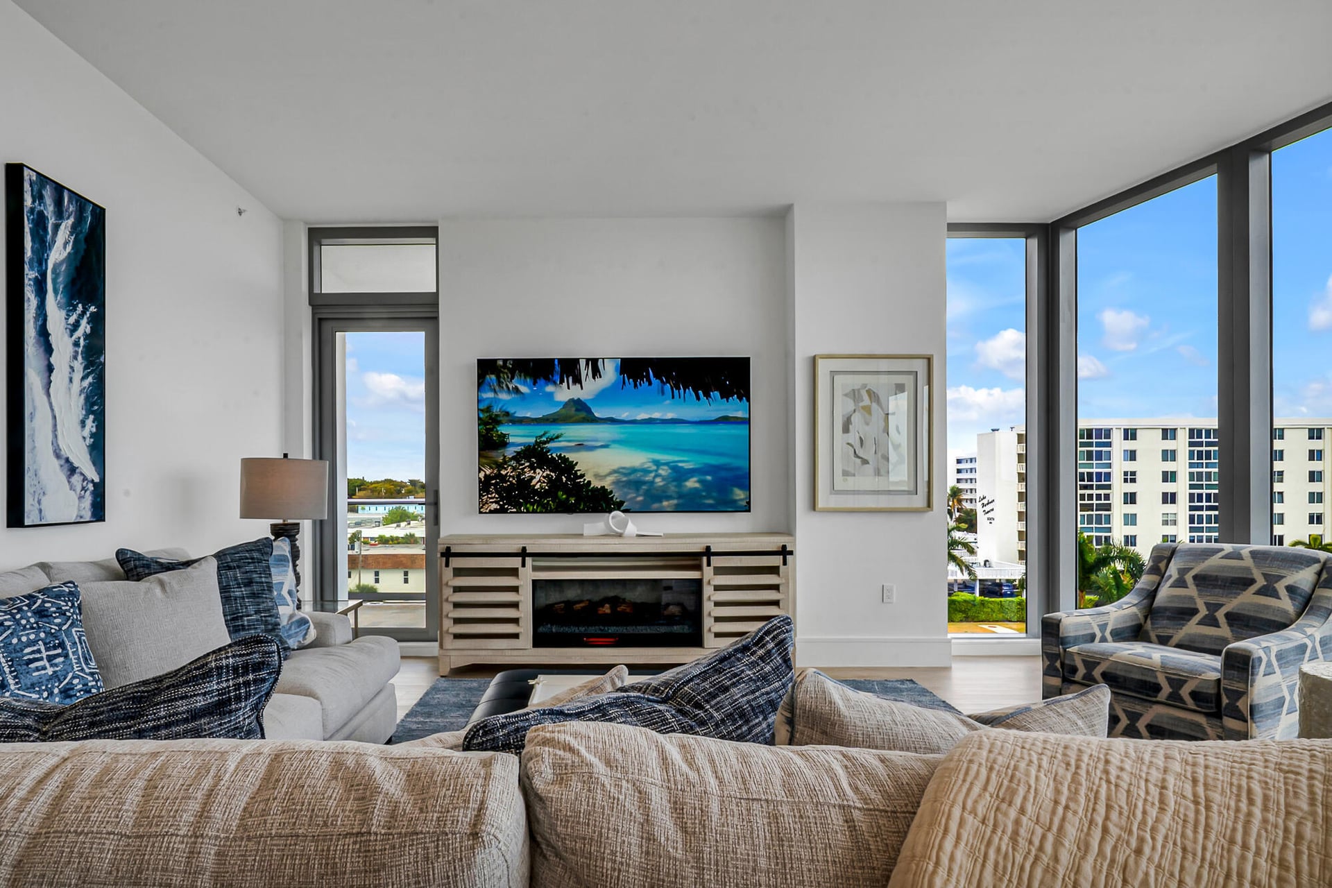 Nautilus 220 Unit 502 photo 19