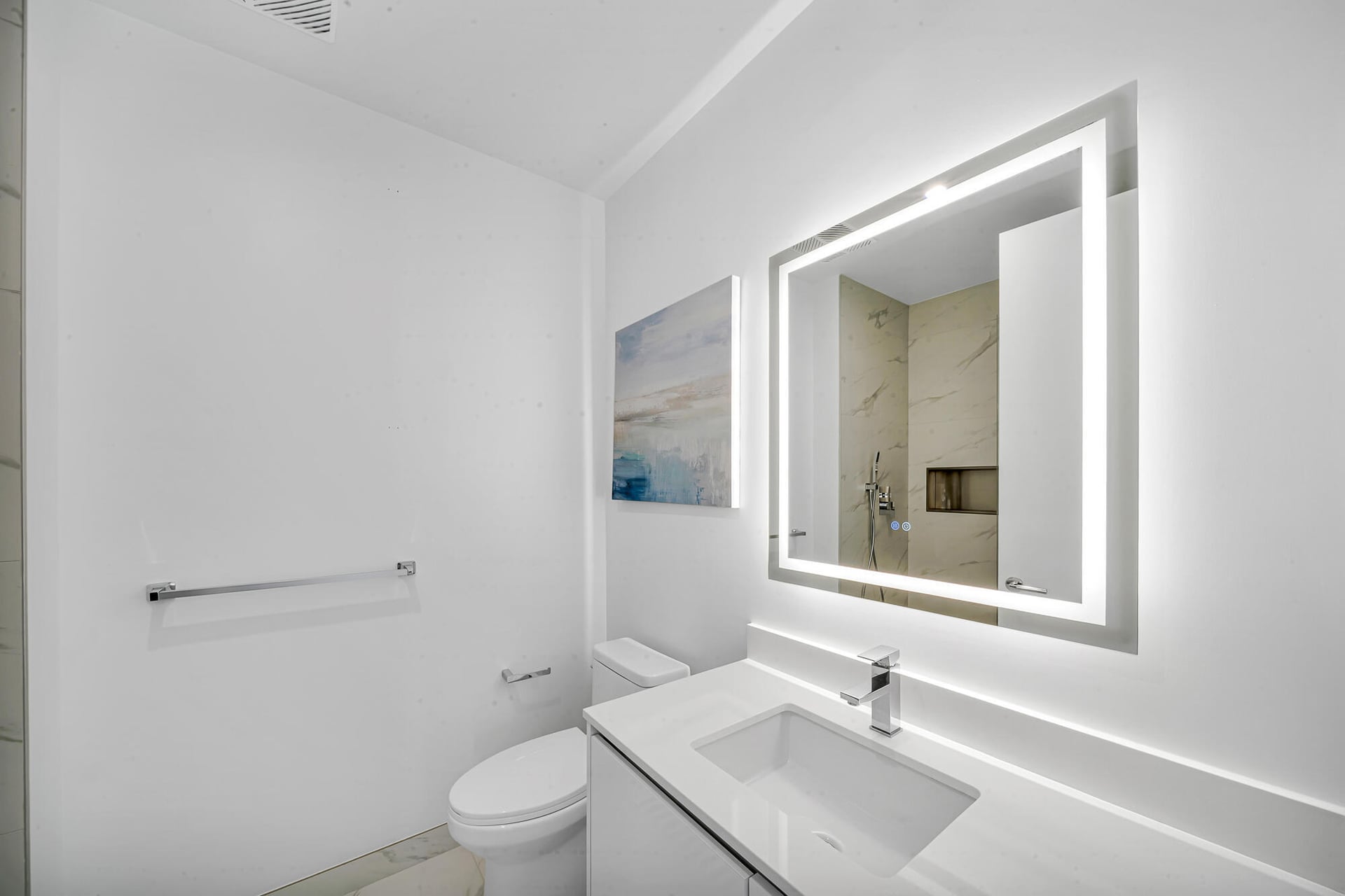 Nautilus 220 Unit 502 photo 44