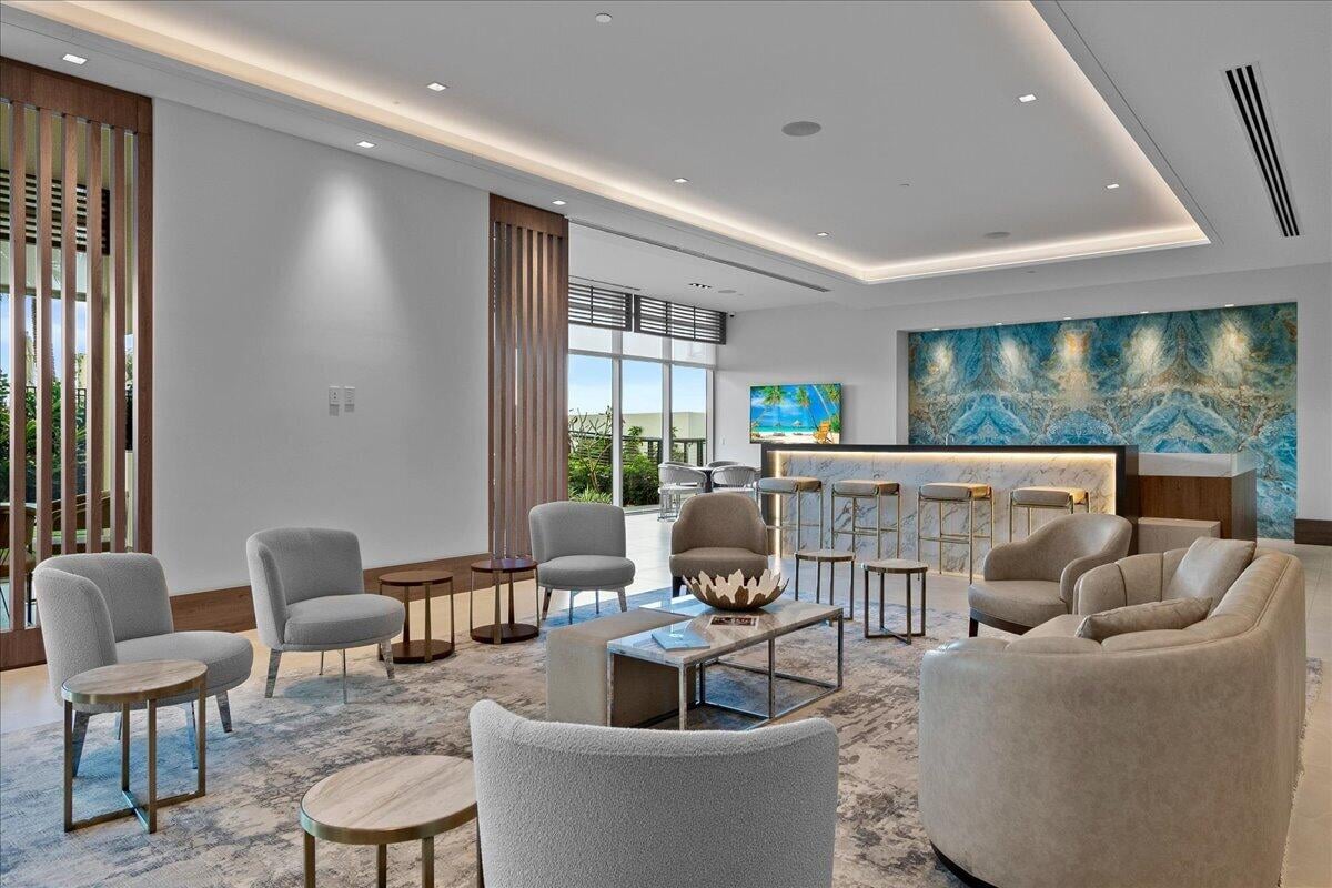 Nautilus 220 Unit 1608 photo 27
