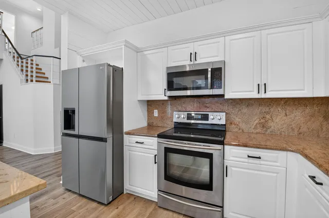 Residence photo 23