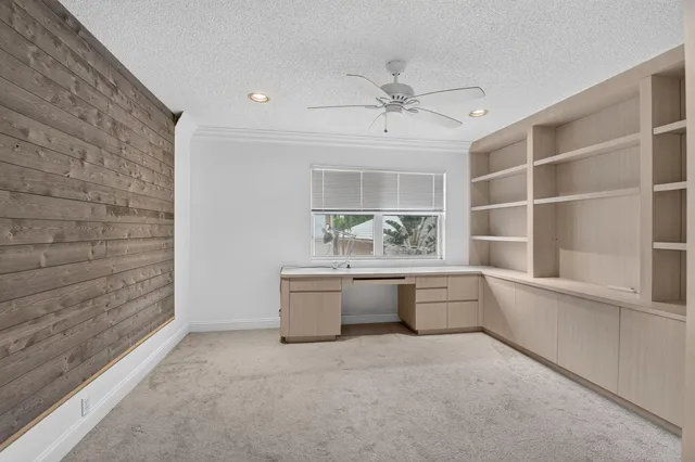 Residence photo 46