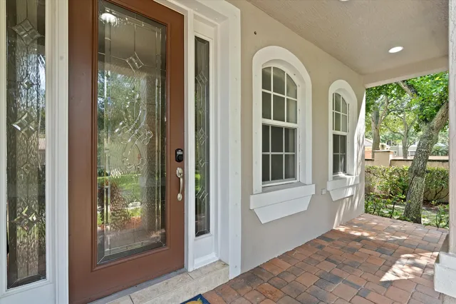 Residence photo 3