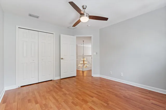 Residence photo 16