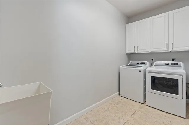 Residence photo 23