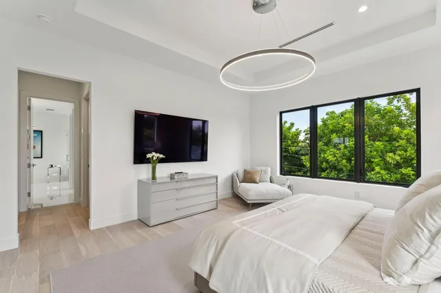  Residence photo 24