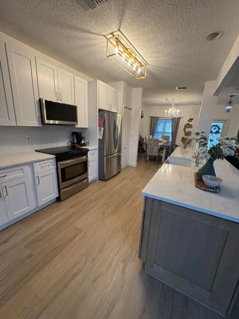 Residence photo 3