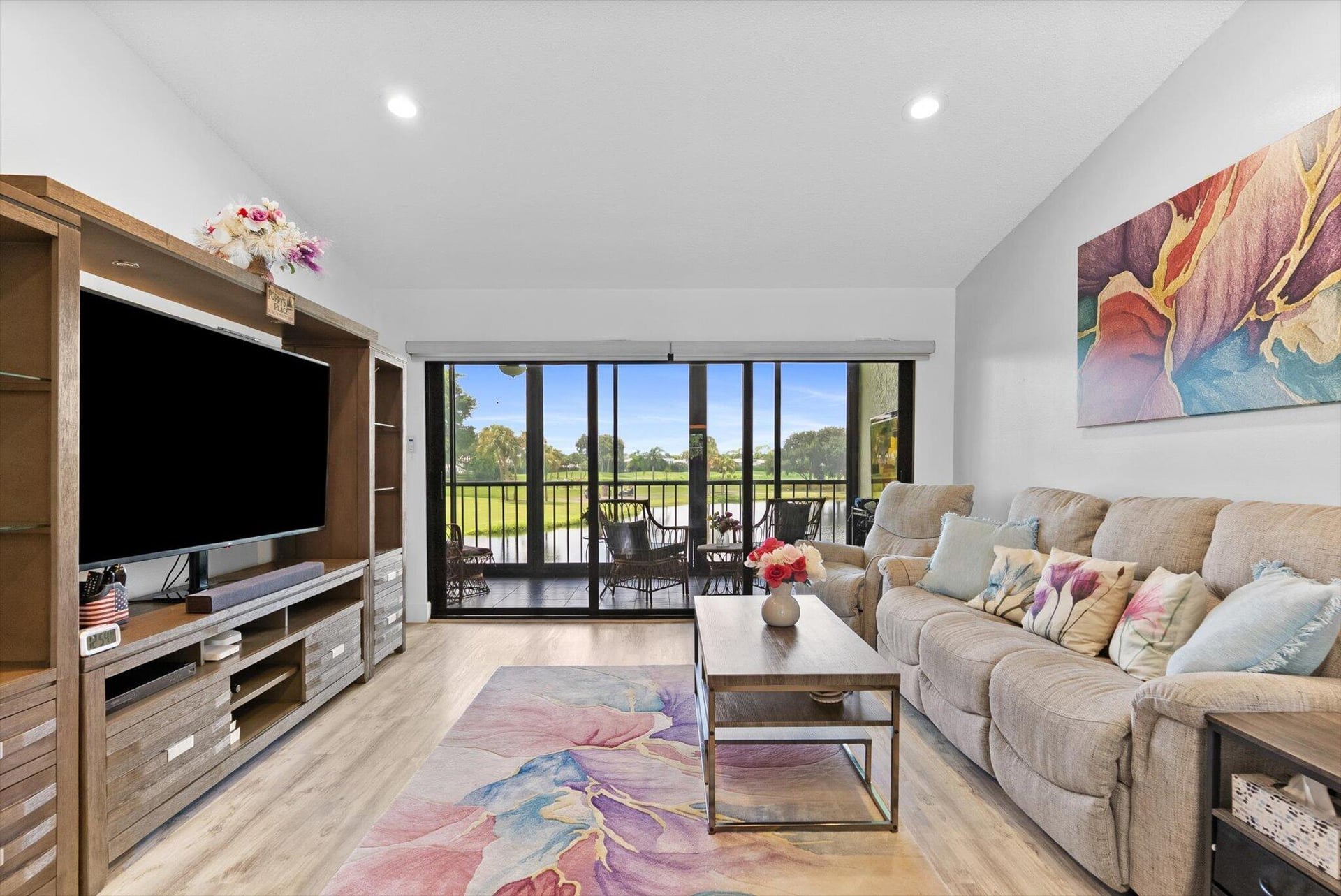 Unit 1825 photo 11