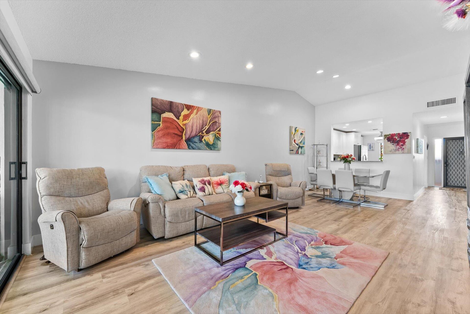 Unit 1825 photo 12