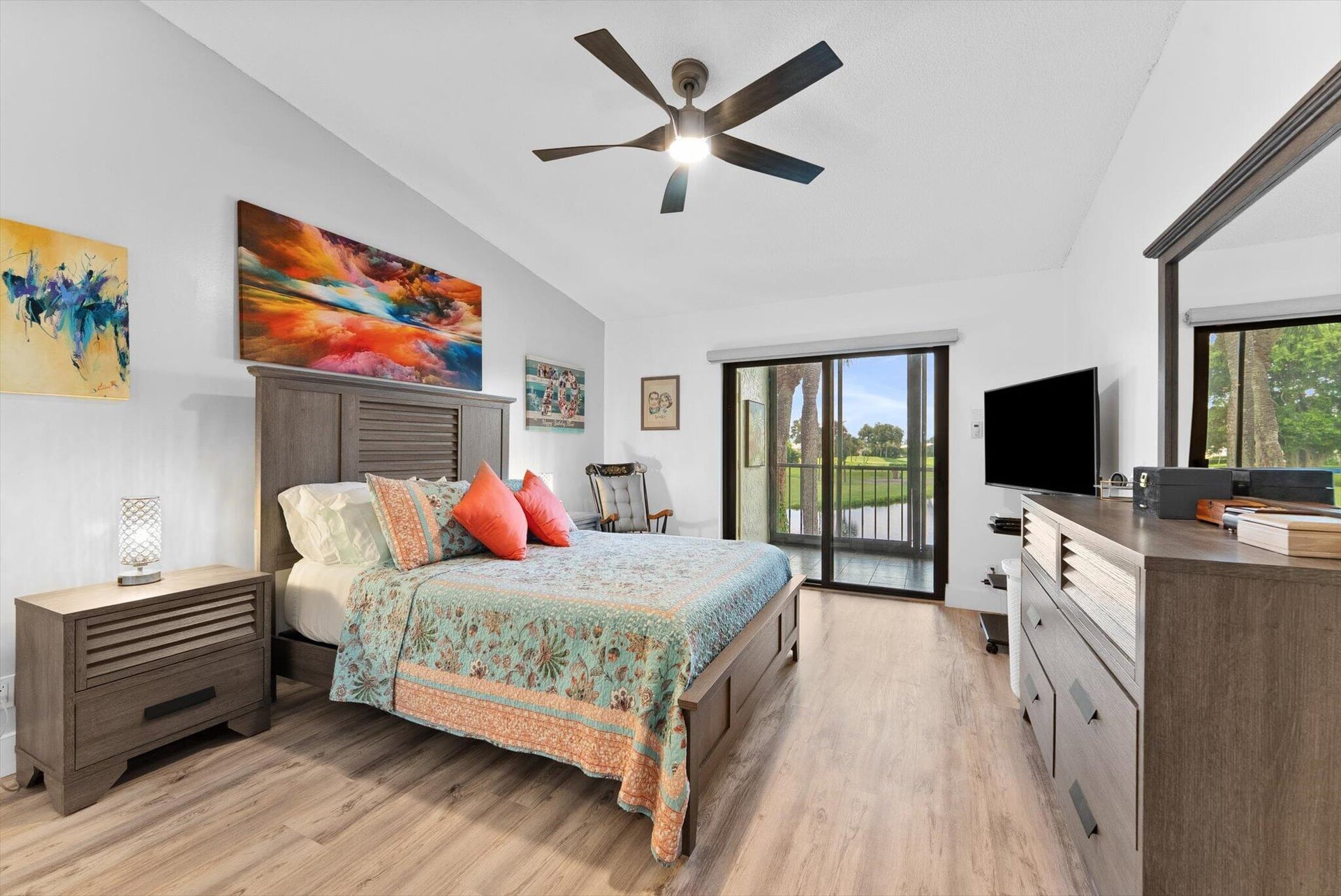 Unit 1825 photo 17