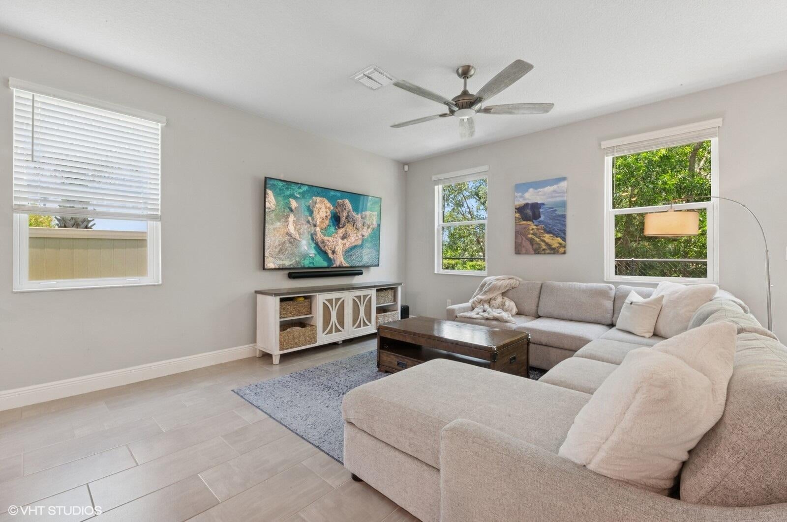  Residence photo 4