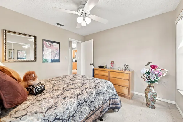  Residence photo 19