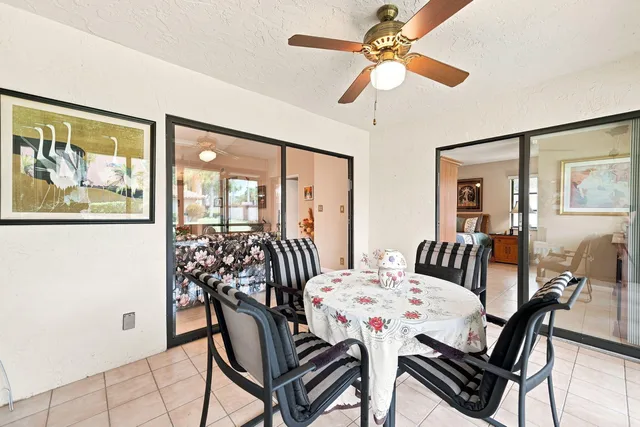  Residence photo 23