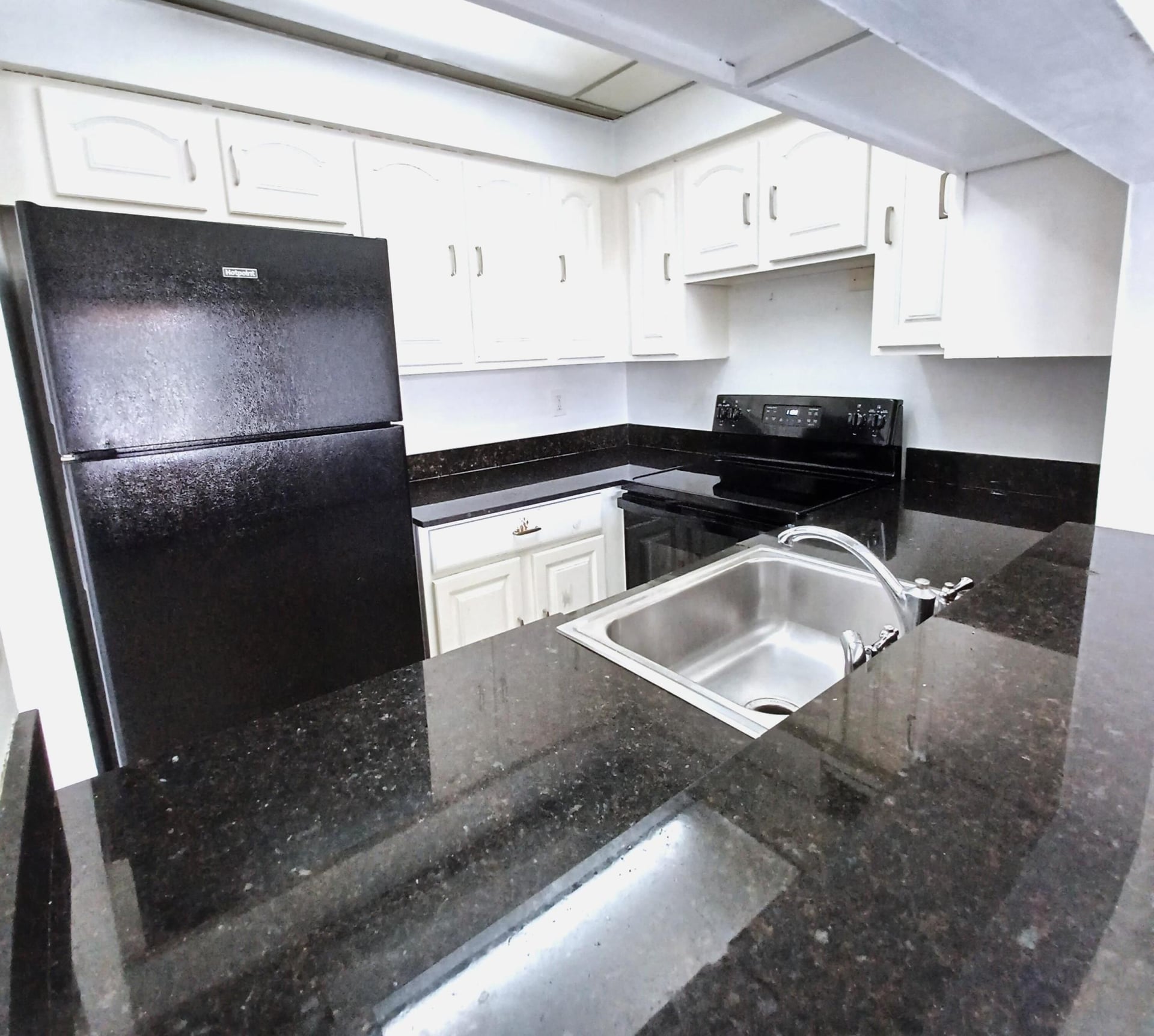 Unit 102 photo 5