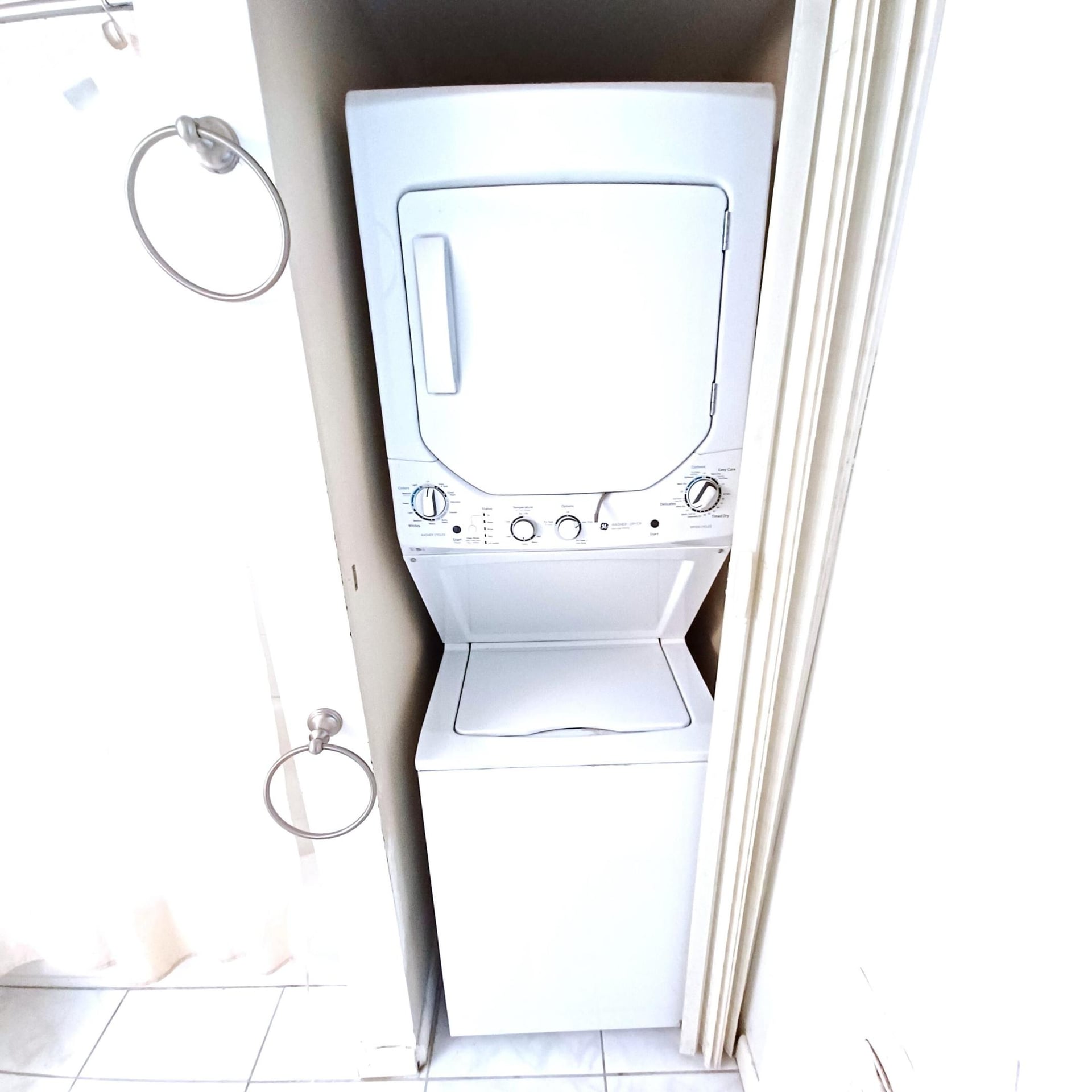 Unit 102 photo 17