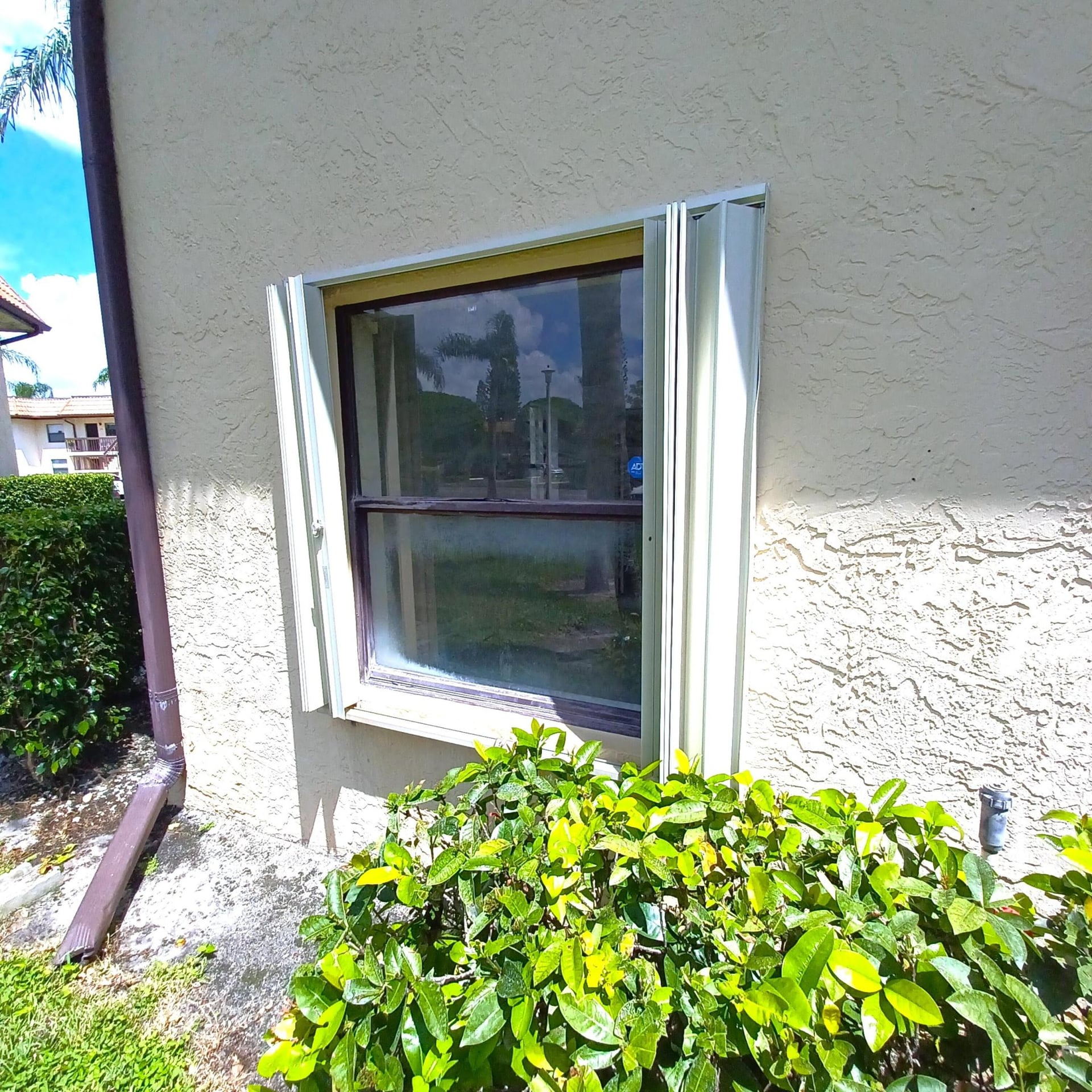 Unit 102 photo 21