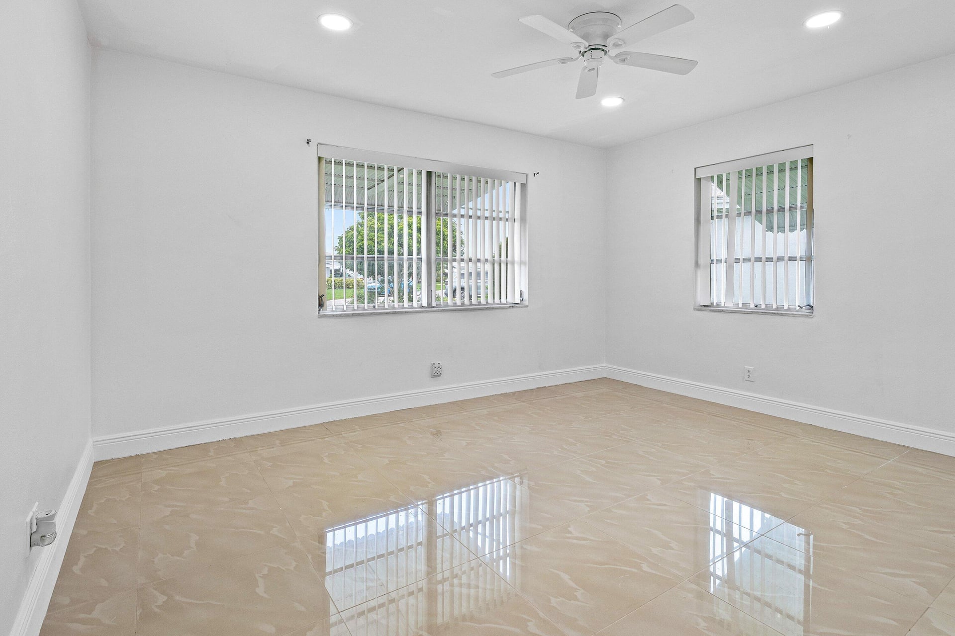 Residence photo 25
