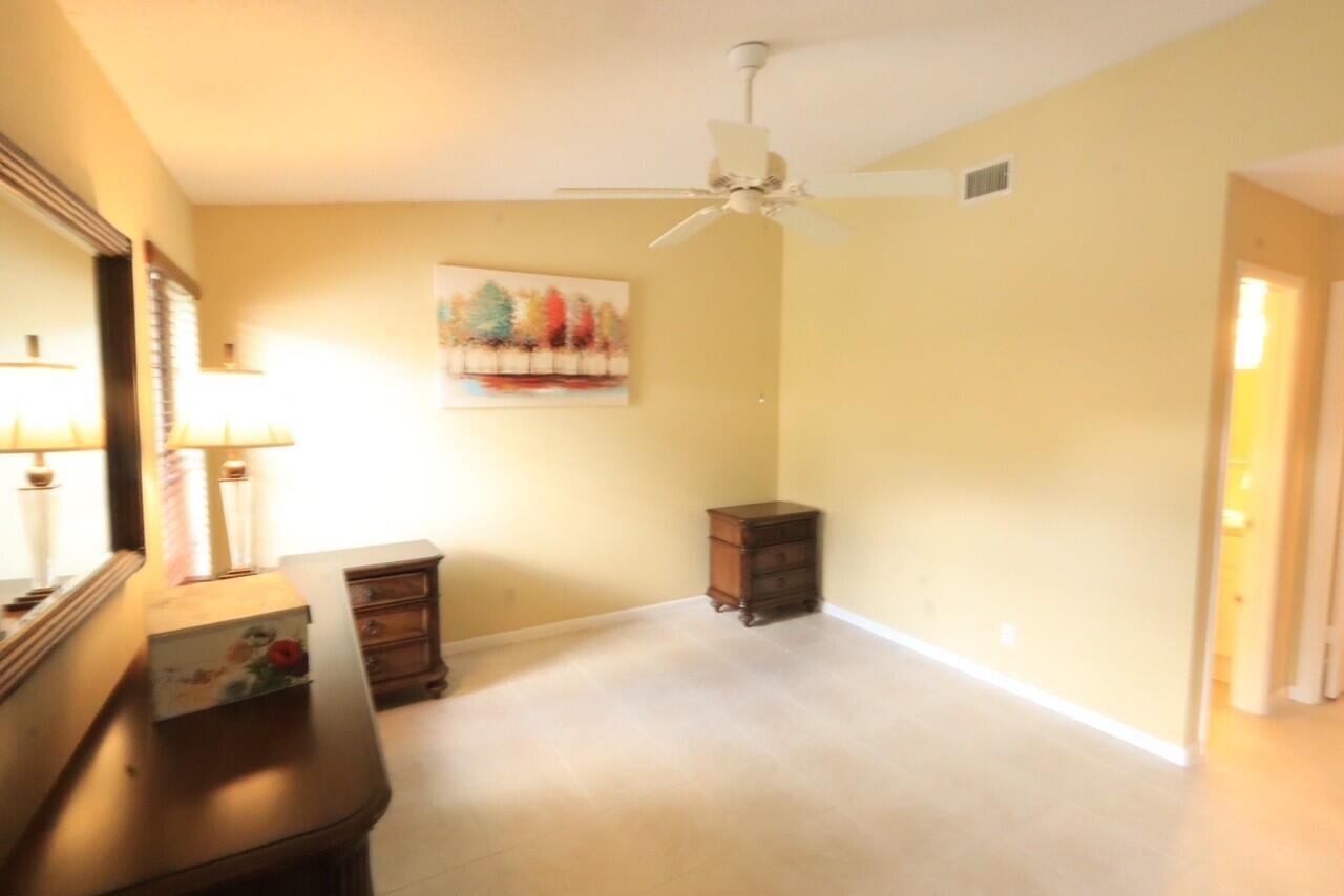 Residence photo 9
