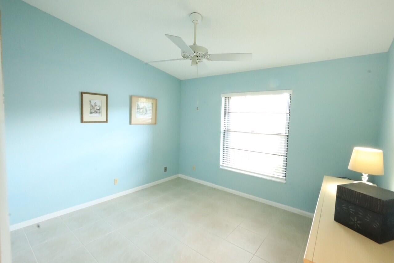 Residence photo 11