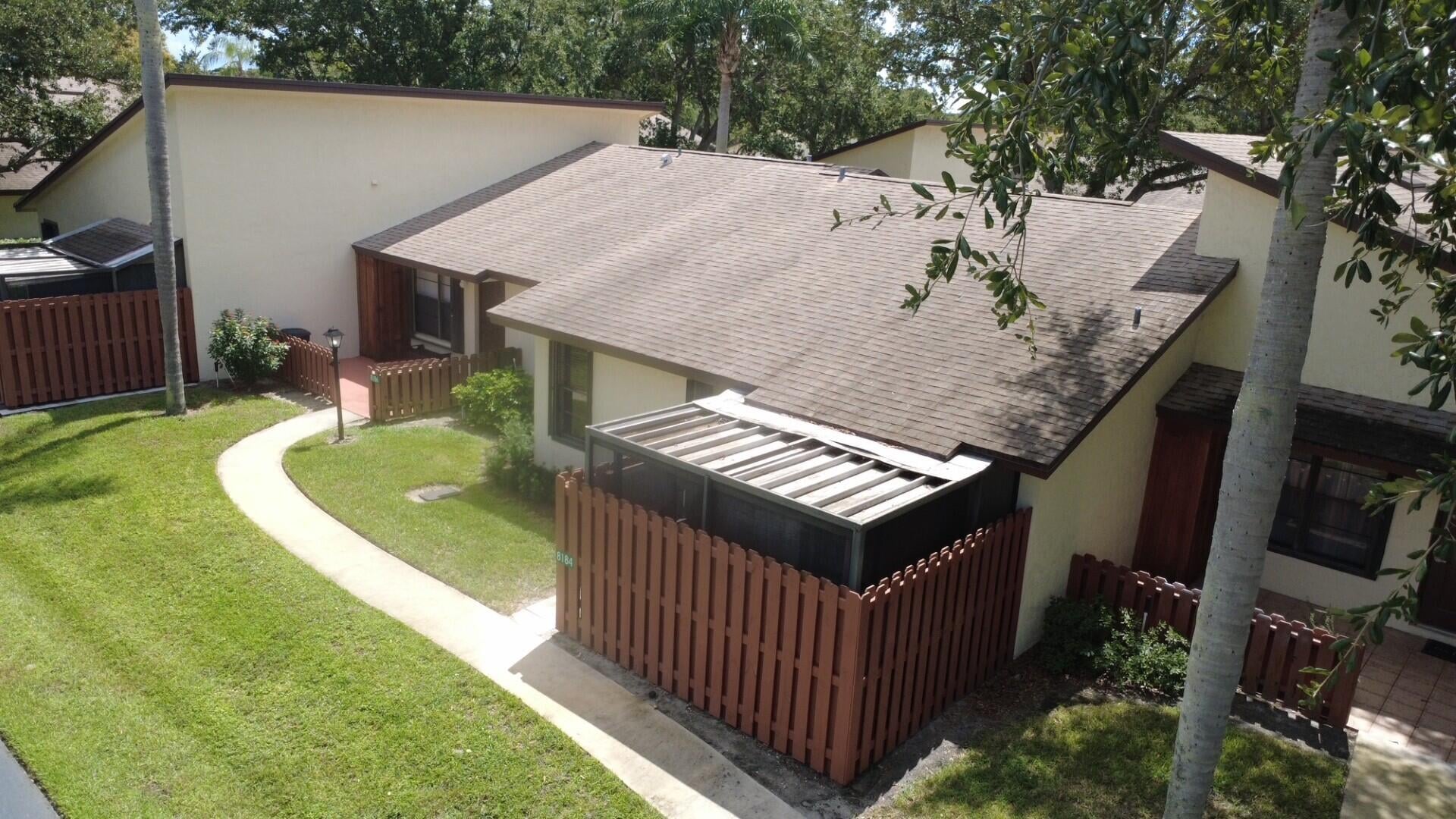 Residence photo 14
