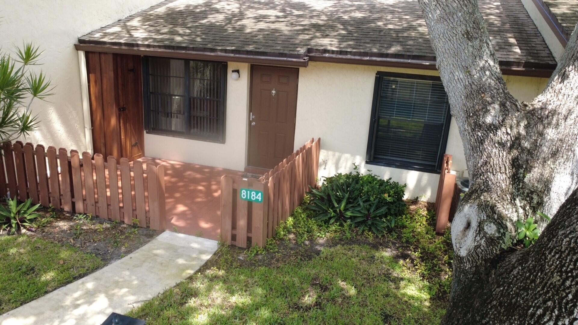 Residence photo 17