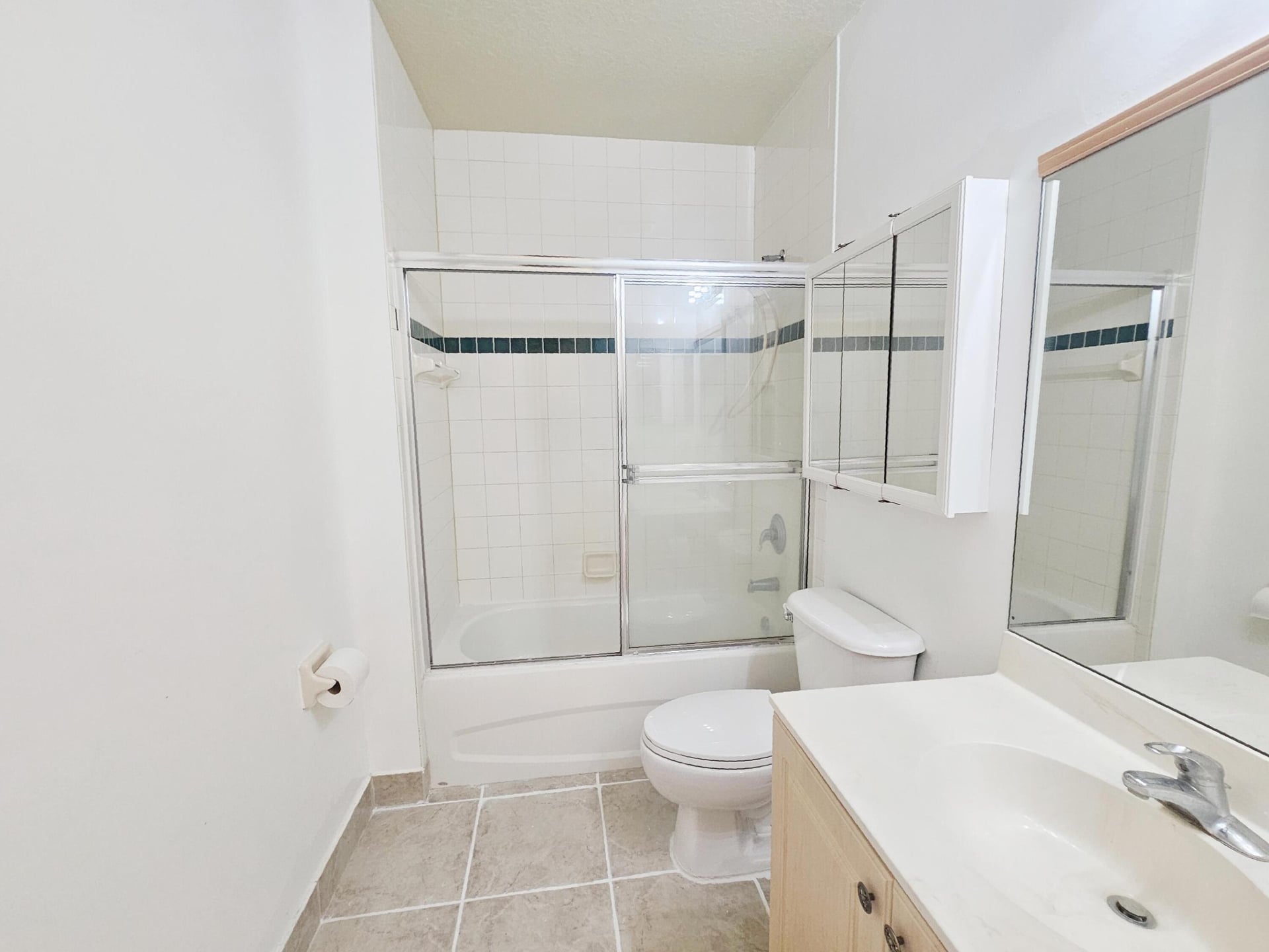 Unit 621 photo 12